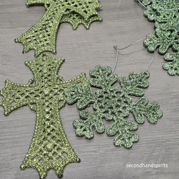 8 Green Glitter Snowflakes - And 5 Green Glitter Crosses Christmas Ornaments - Picture 4 of 5